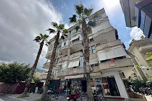 Renovated 2+1 Apartment in Alanya Center - Close to the Beach, Ideal for Investment and Living! alanya Renovated 2+1 Apartment in Alanya Center - Close to the Beach, Ideal for Investment and Living! alanya